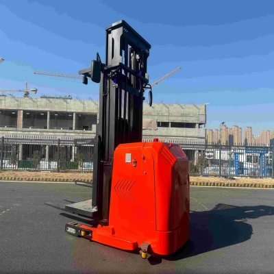 1.5 Ton CDD15X-40S Electric Order Picker With 4m Lifting Height Vertical Material Handling Equipments