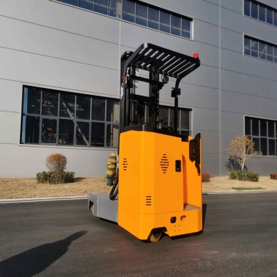 Four Way Multi Directional CQDS20-30 Electric Reach Truck 2Ton Reach Forklift for Warehouse Stacking