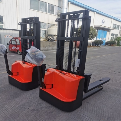 Battery Operated Pallet Stacker Walkie Forklift Electric Stacker 1.5Ton