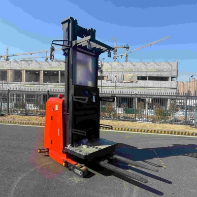 1.0Ton Loading Capacity CDD10X-30 Electric Order Picker for Confined Spaces Optional Attachments