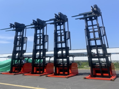 Three-Way Pallet Stacker: Maximize Warehouse Space with Advanced Narrow Aisle Solutions