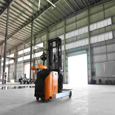 Warehouse Equipments Electric Standing Type CQDA15-25 Reach Forklift Stacking Goods Reach Truck