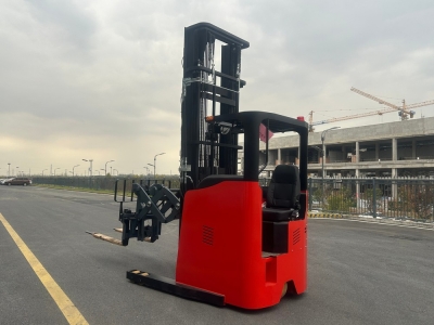 Double Deep Reach Trucks: Maximizing Warehouse Capacity with Smarter Storage Solutions