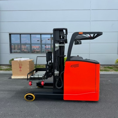 Reach Truck Standing Type CQD15-65S Warehouse Equipments 